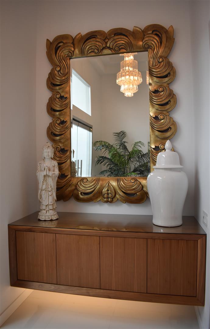 Entry Credenza 3